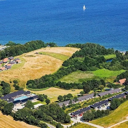 5 Person In * Aabenraa