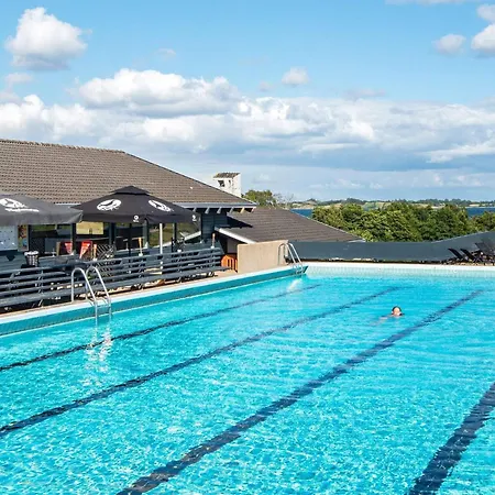 Semesterbostad 5 Person In